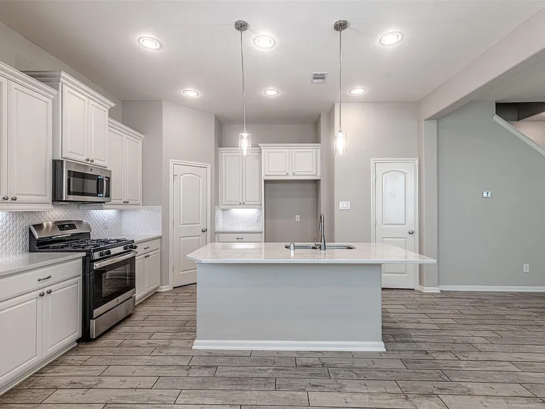 5543 Purple Meadow Ln — Photo 12