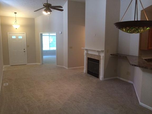 4th image of 3332 Fox Orchard Cir
