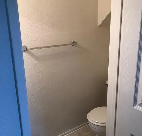 1229 S Alta Vista Ave — Photo 5