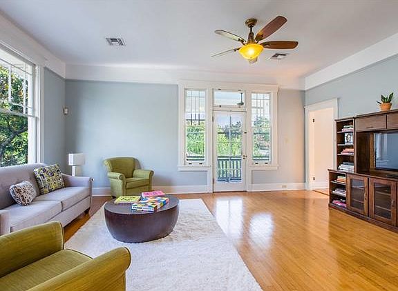 4th image of 4411 Carondelet St #4411