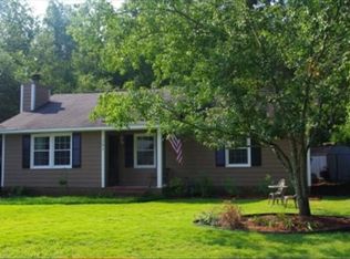 151 Meadow Wood Dr, Lexington, SC 29073