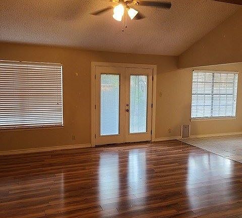2nd image of 1725 Wyoming Ave