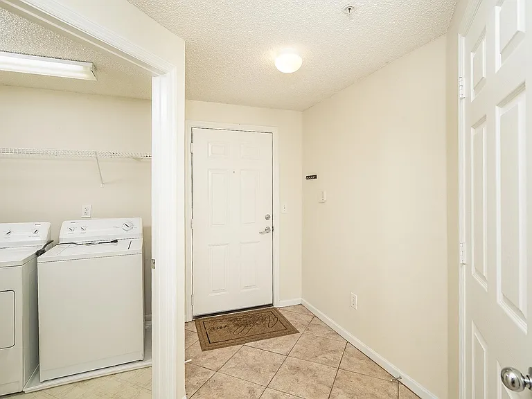 1005 Bella Vista Blvd — Photo 7