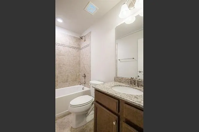 1006 Drayman Pl — Photo 14