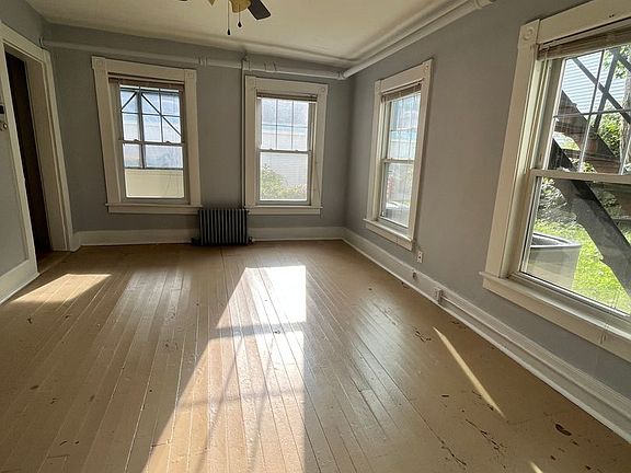 4th image of 14 Main St #104
