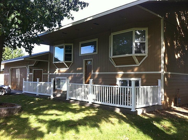 2nd image of 8123 E Buckeye Ave