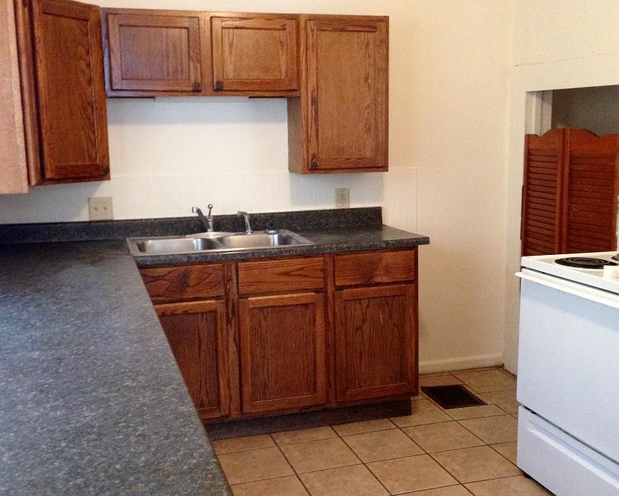 1st image of 621 Vine St
