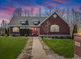 691 Lake Forest Dr, Smiths Grove, KY 42171