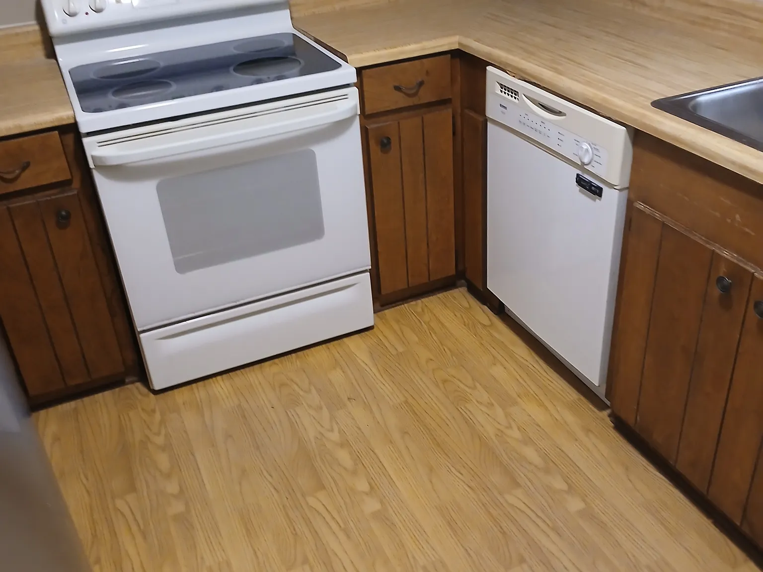 105 Twin Creek Ct — Photo 3