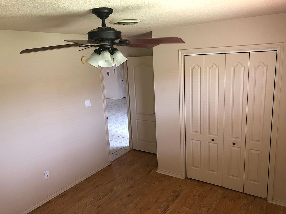 Guest Room 1