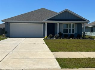 7067 Camp St, Gulf Shores, AL 36542
