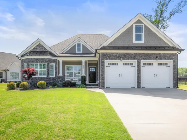 337 Pine Lakes Dr, Ringgold, GA 30736