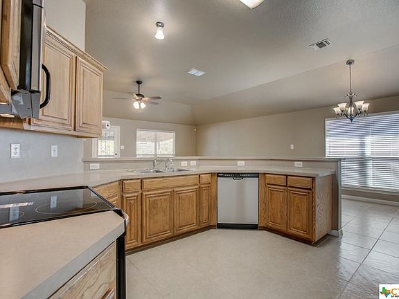 2nd image of 1623 Elizabeth Ct
