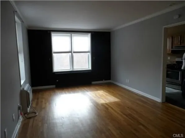 7 4th St APT 5K, Stamford, CT 06905