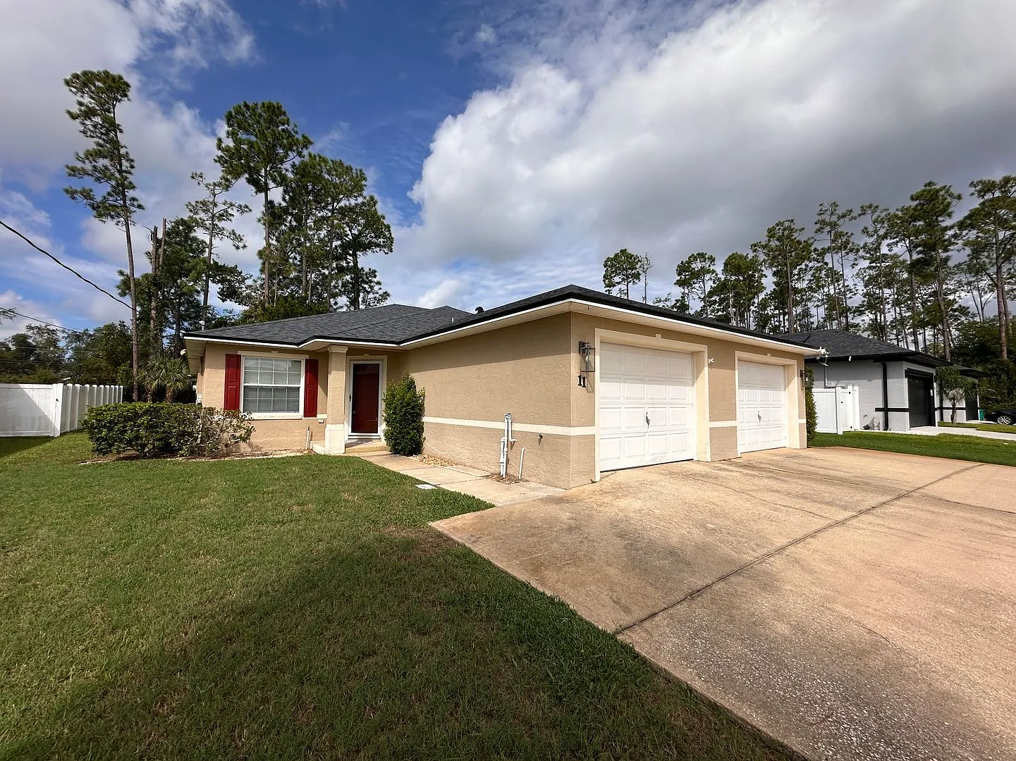 Bright and Open Duplex in Palm Harbor — Photo 2
