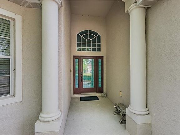 Entrance fit for a queen or king !