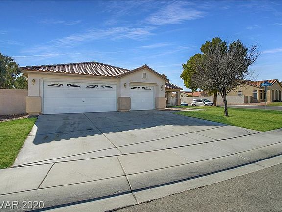2nd image of 817 Bear Mountain Ave