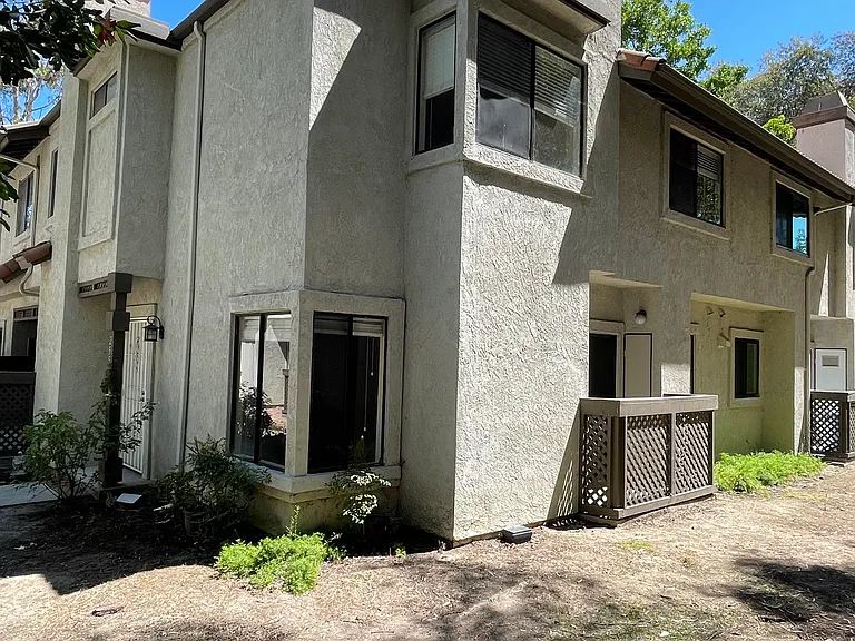 22881 Hilton Head Dr #255 — Photo 1