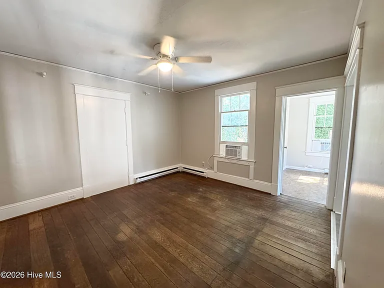 207 E Burgess St #C — Photo 3