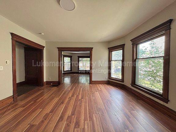 4th image of 743 Academy St #1