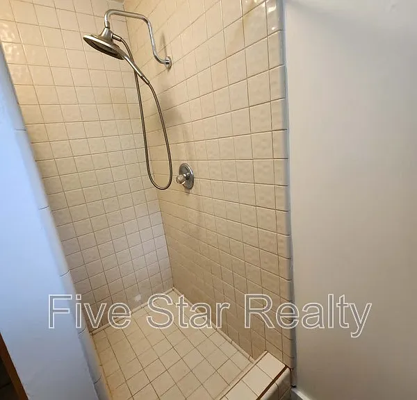 12896 Rices Crossing Rd #COTTAGE — Photo 15