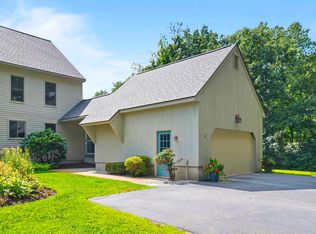 14 Veterans Rd APT 32, Amherst, NH 03031