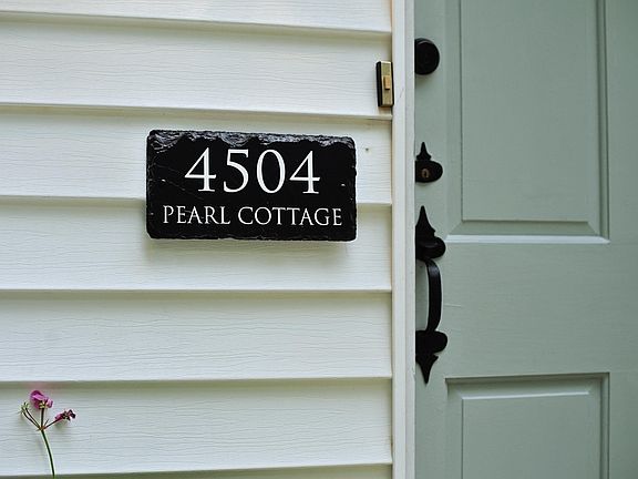3rd image of 4504 Barbara Dr