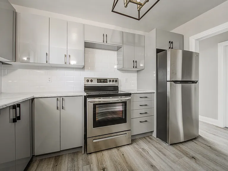 348 Spruce St #2 — Photo 15