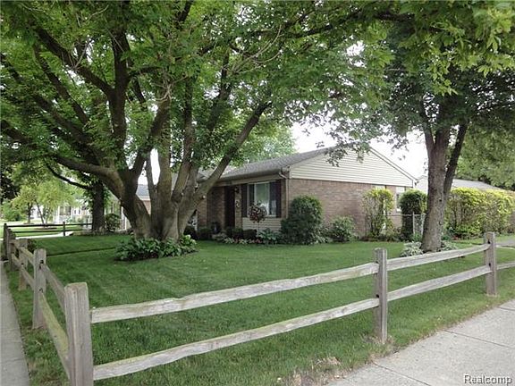2nd image of 9893 Van Buren St