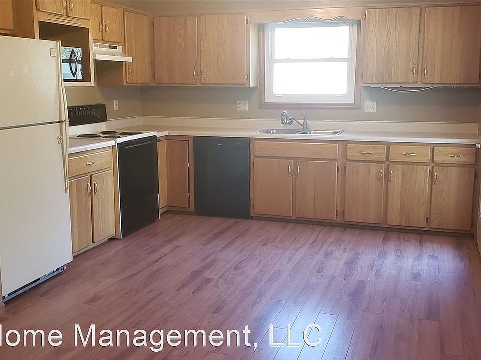 1st image of 326 Clydesdale Cir