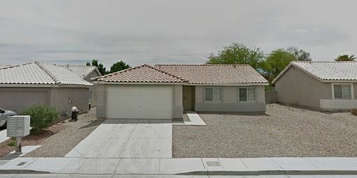 2nd image of 27 Warm Glen Ave