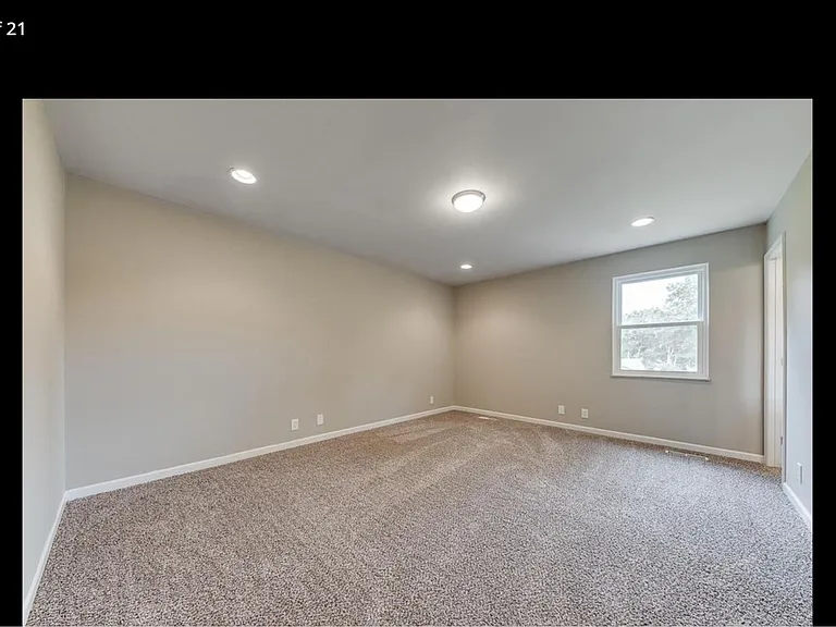 1805 Blue Spring Ln — Photo 12
