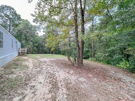 3rd image of 15258 McGuire Dr