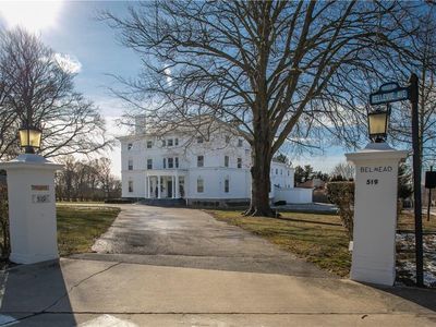 519 Bellevue Ave #2N, Newport, RI, 02840