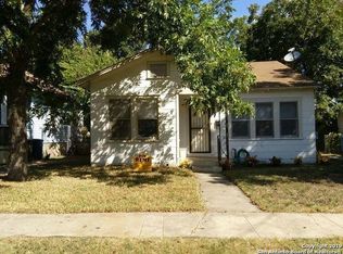 943 Essex St, San Antonio, TX 78210