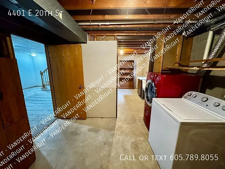 4401 E 20th St — Photo 25
