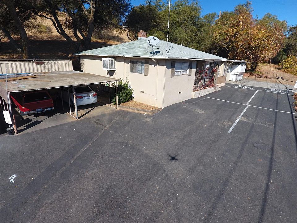 2nd image of 189 Palm Ave