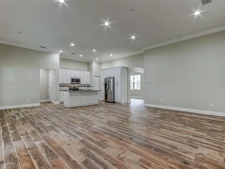 2309 W Saint John St — Photo 27