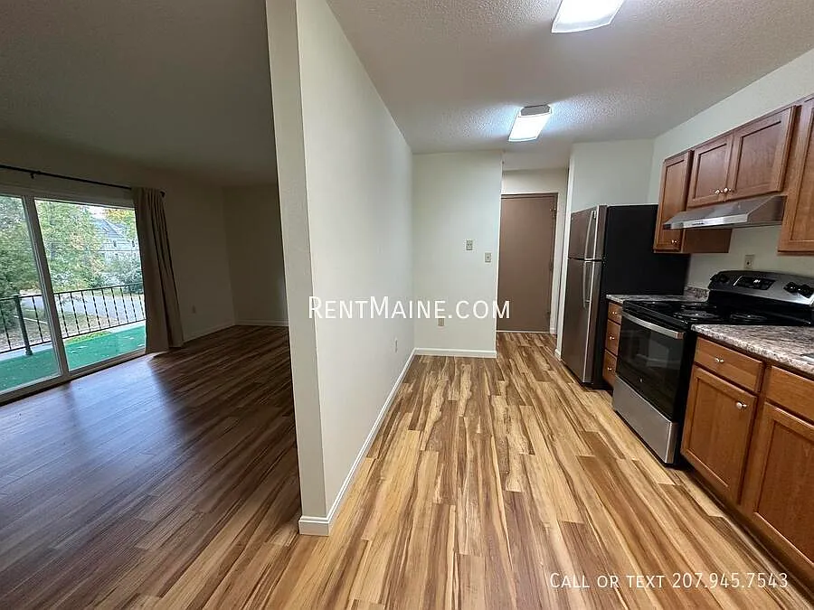 1 bed, 689 sqft, $1,350 — Photo 3