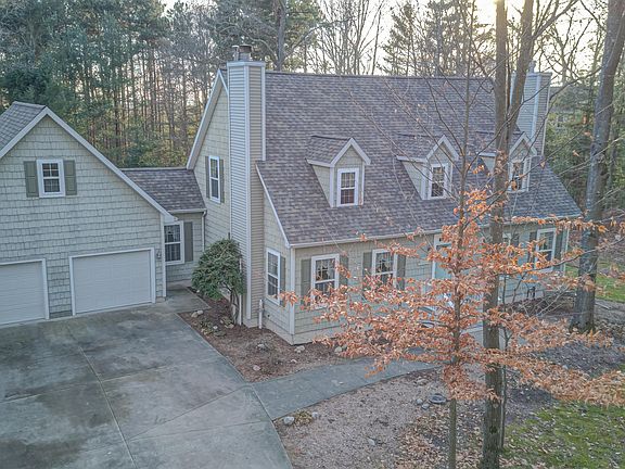 4th image of 5335 Beechwood Dr