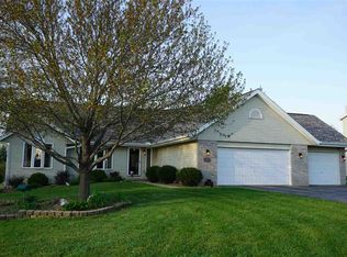 6646 Prairie Flower, Roscoe, IL 61073