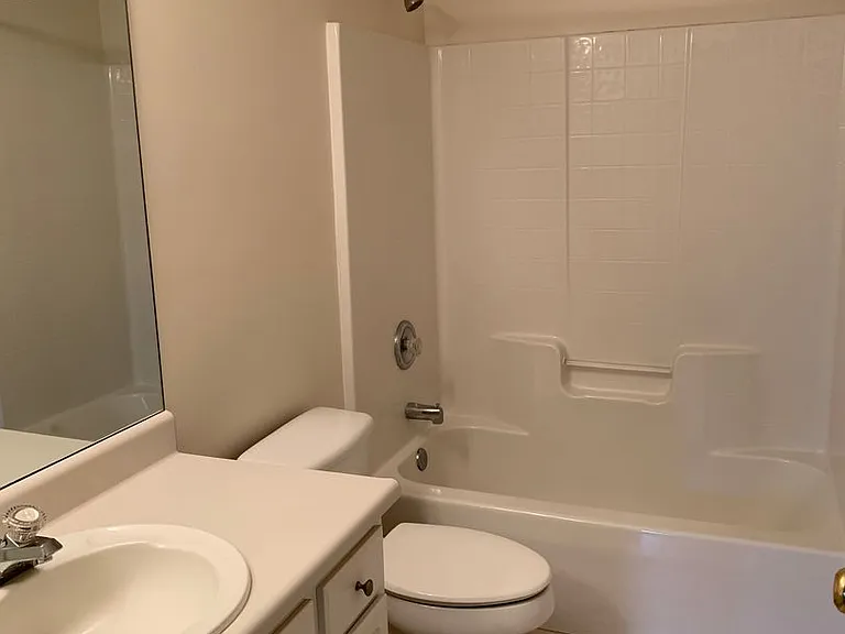 310 Tibet Ave #2 — Photo 20