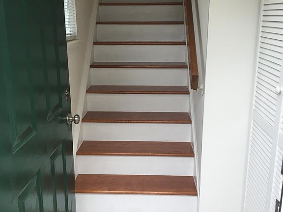 3rd image of 4396 Pembrook Village Dr #91