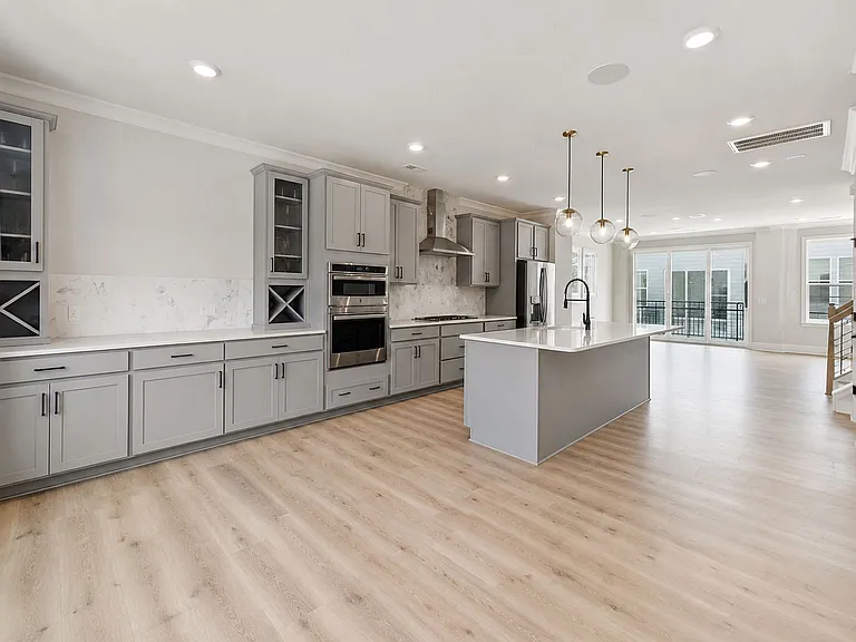 5029 Westmead Ln — Photo 8