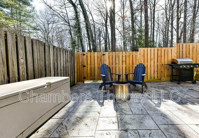 2318 Glade Bank Way — Photo 28