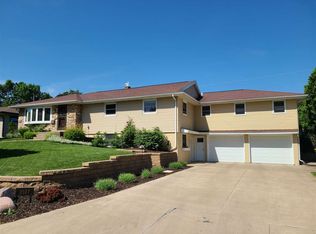 2127 19th Ave, Monroe, WI 53566