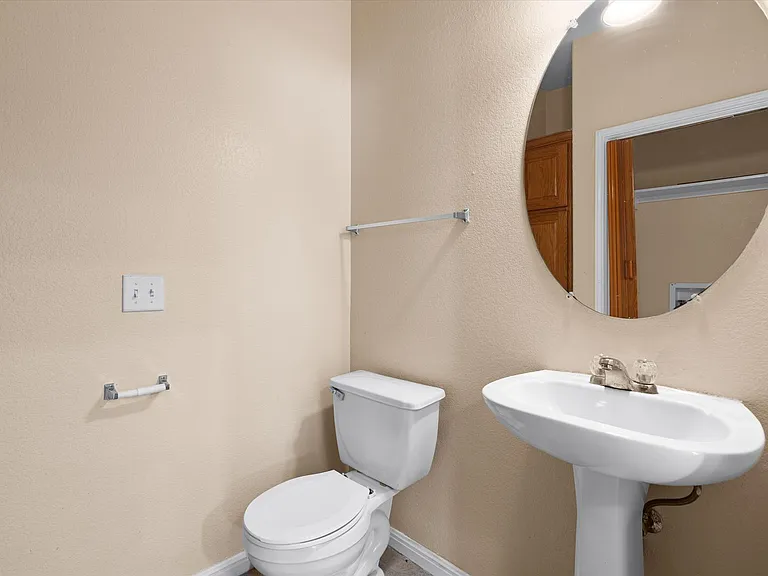 7502 Lazy Creek Dr #A — Photo 14