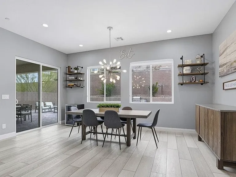 2562 Millburn Ave — Photo 17
