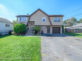 179 Hudson Ave, Middletown, NJ 07748