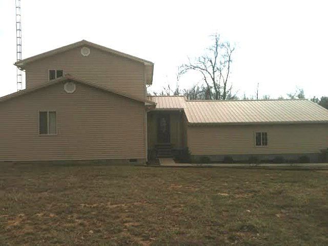 1st image of 900 Kassinger Ln